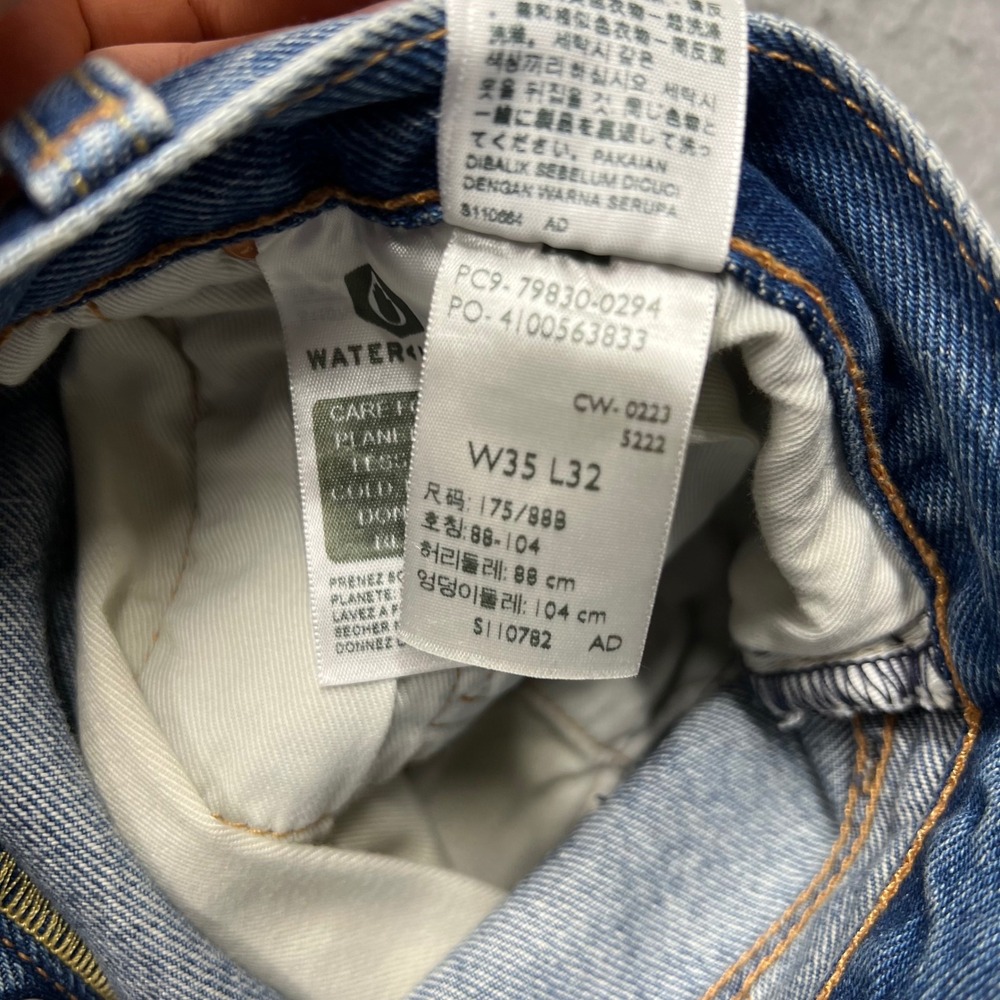Levis Premium 501 93 Straight Jeans Mens 35x32 Light Wash Distressed 79830-0294 - Picture 8 of 11